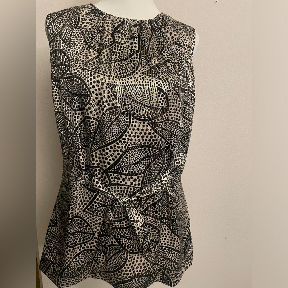 NWOT Tory Burch Black Leaf Metallic Print Sleeveless Silk Blouse